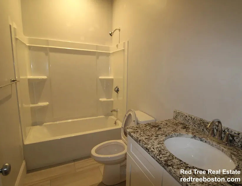 2 bed, 1 bath apartment for rent at 6A Islington St Unit `, Allston — photo 2 of 5