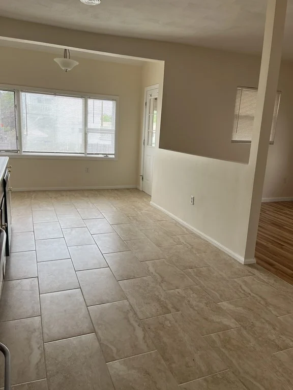 4 bed, 1 bath apartment for rent at 7 3rd Unit 0, Medford — photo 5 of 12
