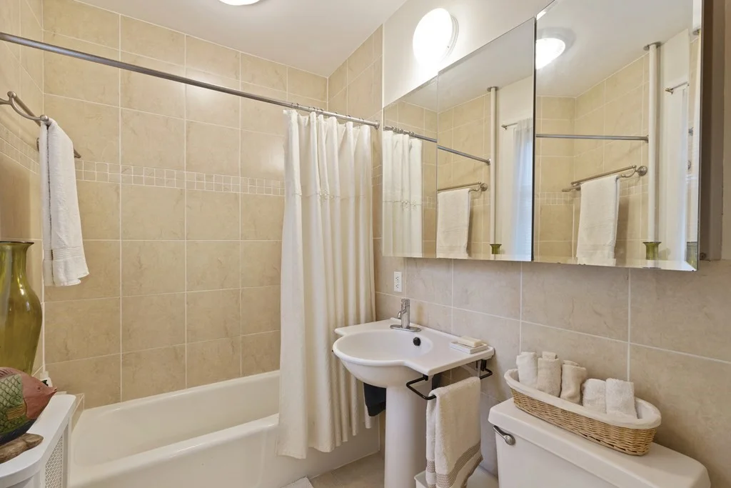 1 bed, 1 bath apartment for rent at 7.5 Centre St Unit 22, Mid Cambridge — photo 11 of 13