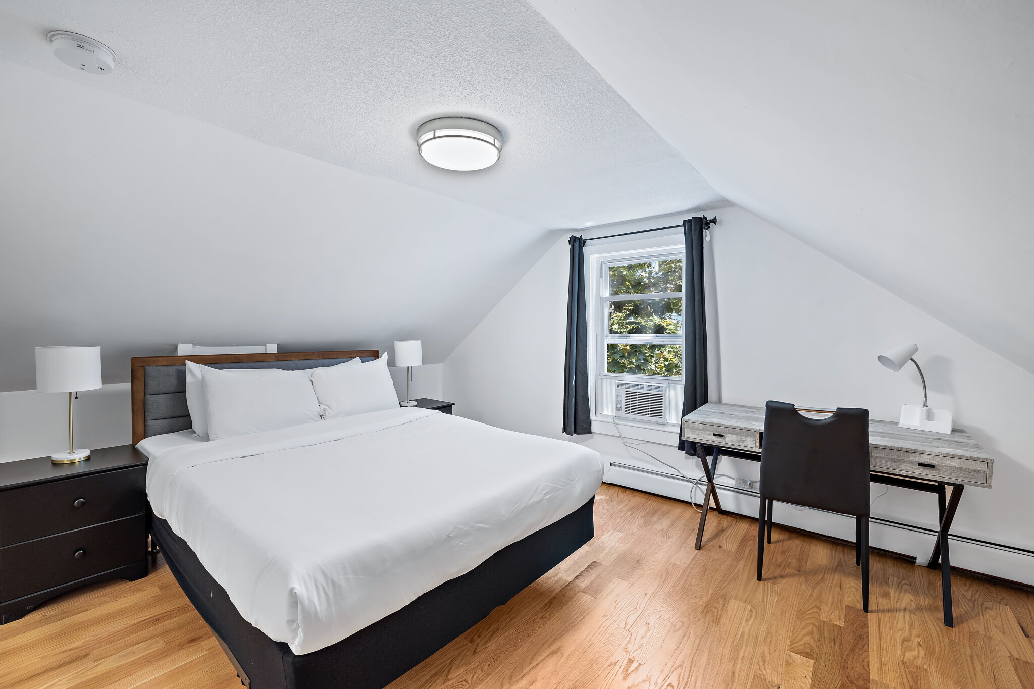 3 bed, 2 bath apartment for rent at 7 5th St Unit 2, East Cambridge — photo 5 of 12