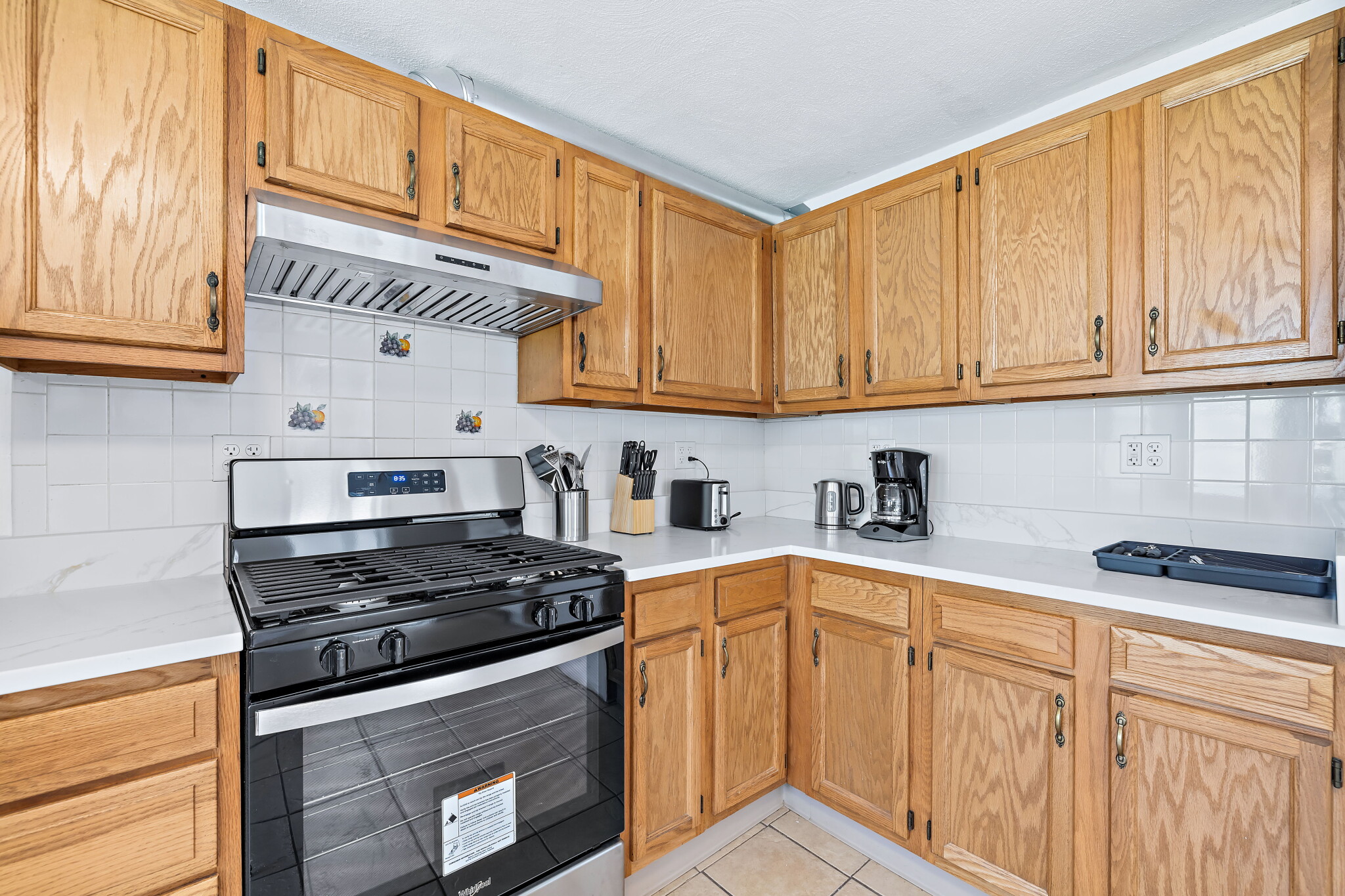 3 bed, 2 bath apartment for rent at 7 5th St Unit 2, East Cambridge — photo 8 of 12