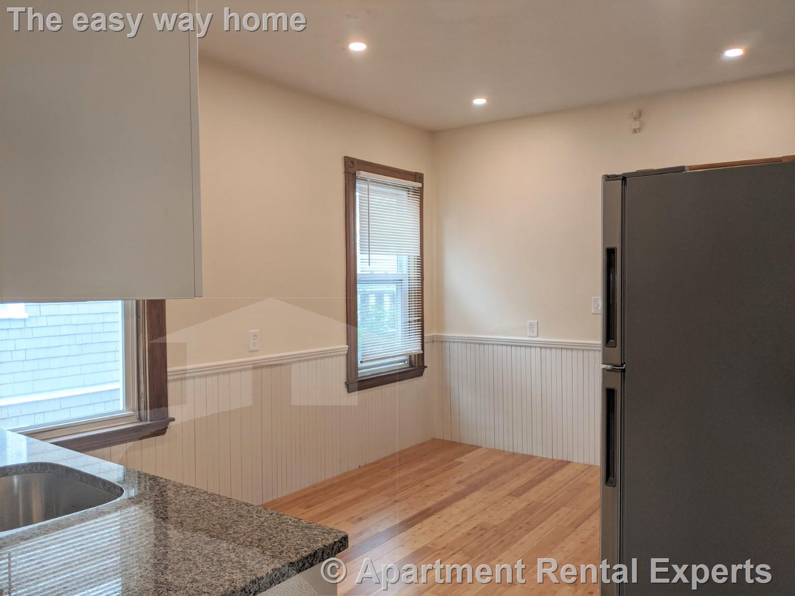 3 bed, 1 bath apartment for rent at 7-9 Belknap St Unit 3, Teele Square — photo 6 of 23