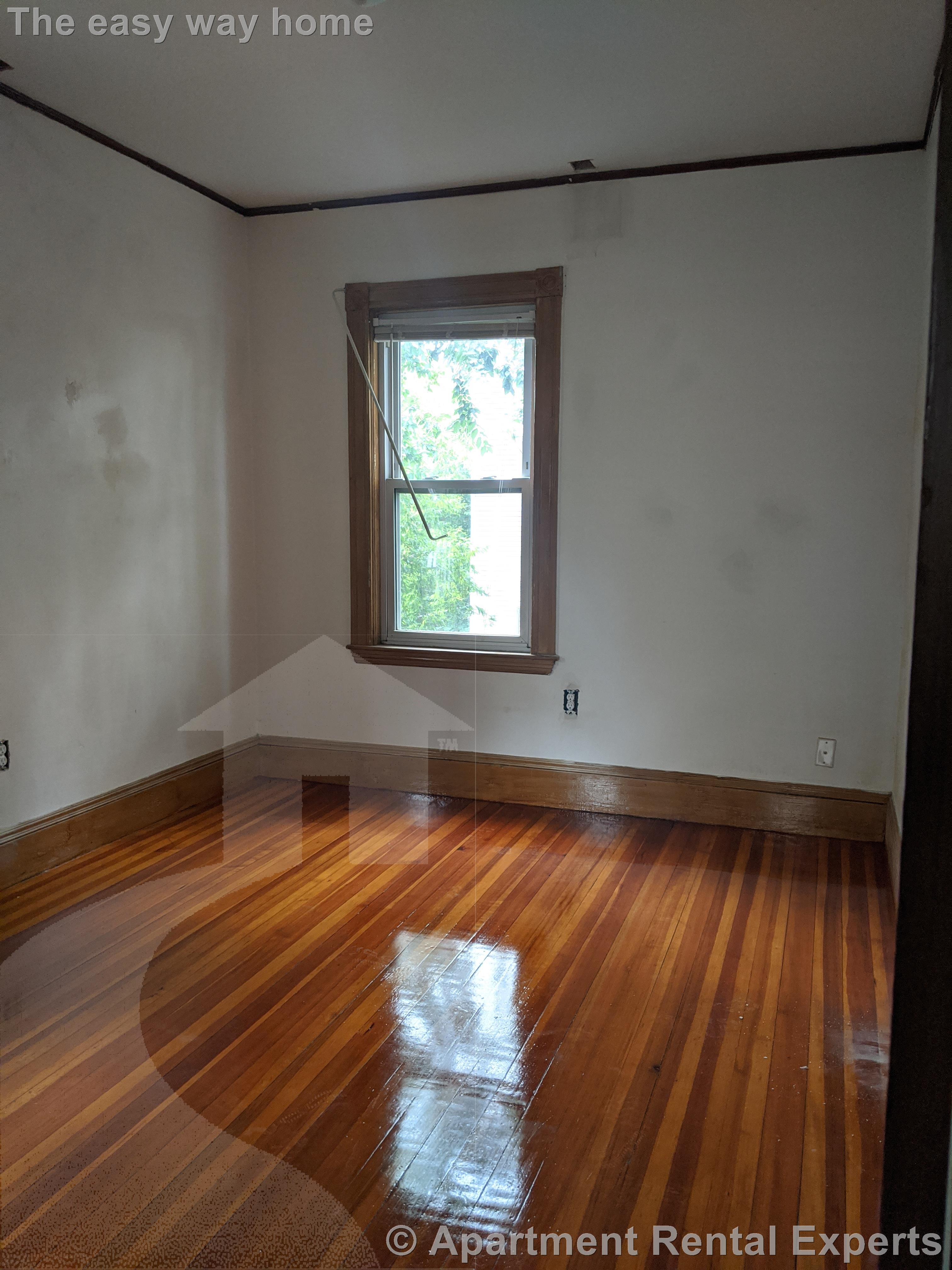 3 bed, 1 bath apartment for rent at 7-9 Belknap St Unit 3, Teele Square — photo 19 of 23