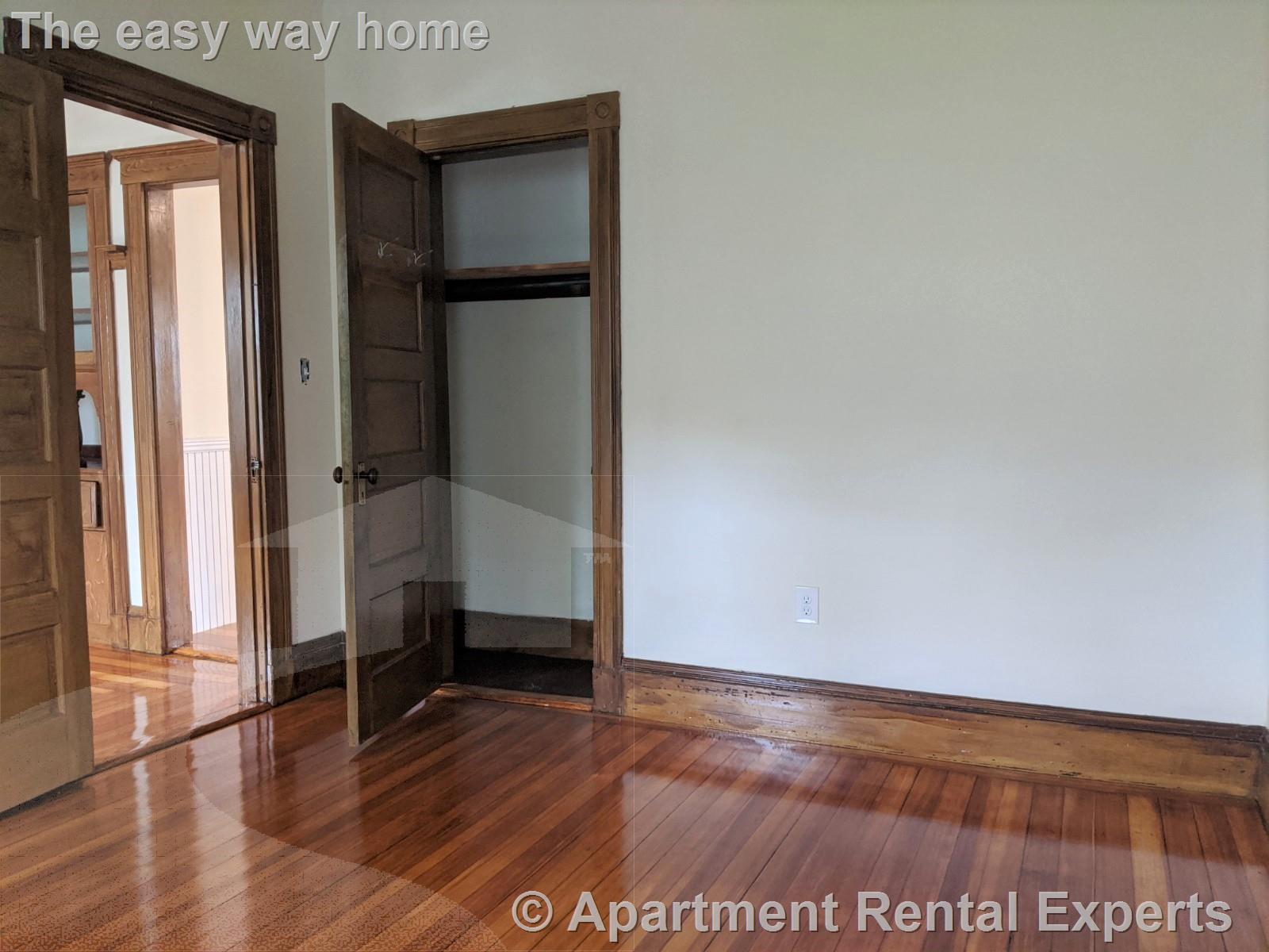 3 bed, 1 bath apartment for rent at 7-9 Belknap St Unit 3, Teele Square — photo 17 of 23