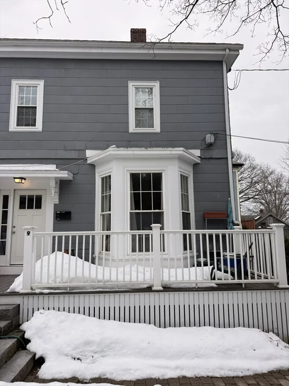 4 bed, 2 bath apartment for rent at 7-9 Biltmore St Unit 9, Jamaica Plain — photo 3 of 38