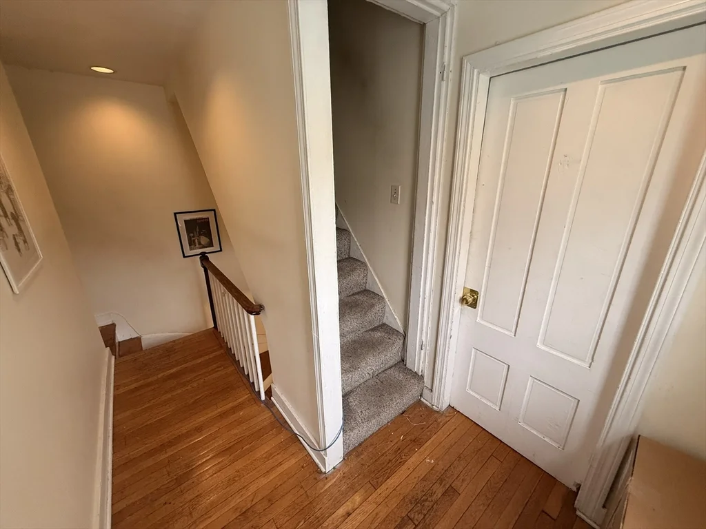 4 bed, 2 bath apartment for rent at 7-9 Biltmore St Unit 9, Jamaica Plain — photo 27 of 38