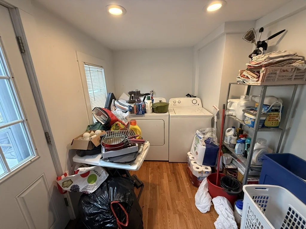 4 bed, 2 bath apartment for rent at 7-9 Biltmore St Unit 9, Jamaica Plain — photo 9 of 38
