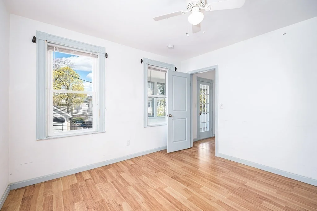 4 bed, 2 bath apartment for rent at 7-9 Dexter Unit 7, South Waltham — photo 5 of 13