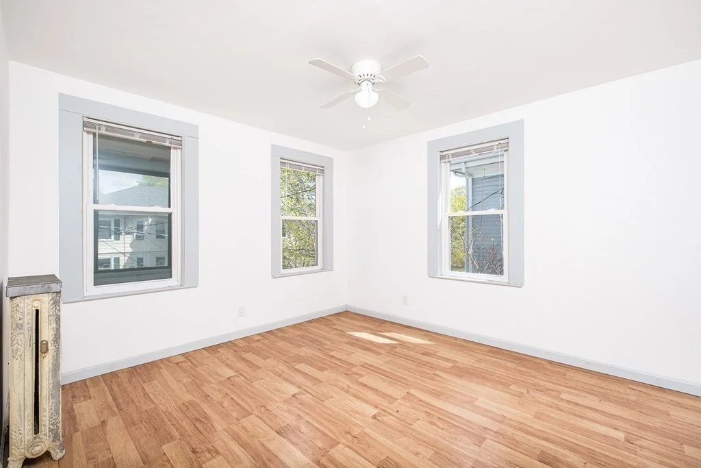 4 bed, 2 bath apartment for rent at 7-9 Dexter Unit 7, South Waltham — photo 7 of 13