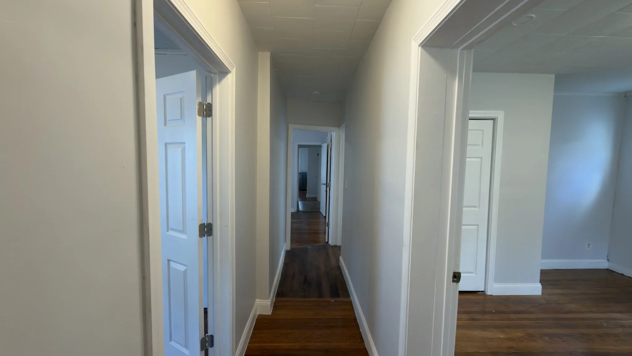 4 bed, 1 bath apartment for rent at 7-9 Glendell Ter Unit 1, Springfield — photo 6 of 10