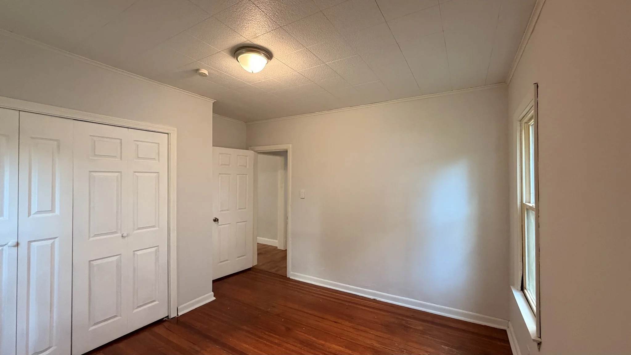 4 bed, 1 bath apartment for rent at 7-9 Glendell Ter Unit 1, Springfield — photo 9 of 10