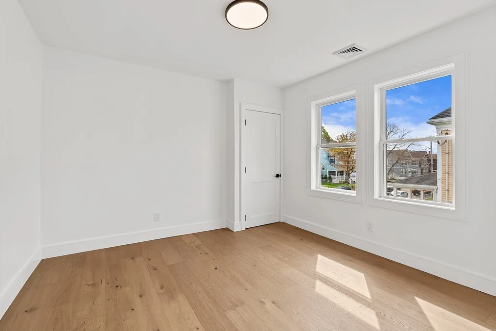 2 bed, 1 bath apartment for rent at 7-9 Second Unit 2, Wellington — photo 11 of 21