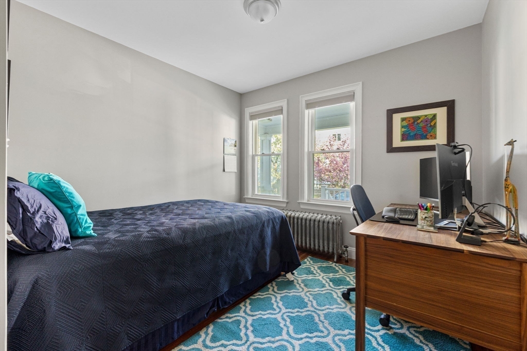 3 bed, 1 bath apartment for rent at 7-9 Stoughton Unit 1, Tufts University — photo 19 of 28