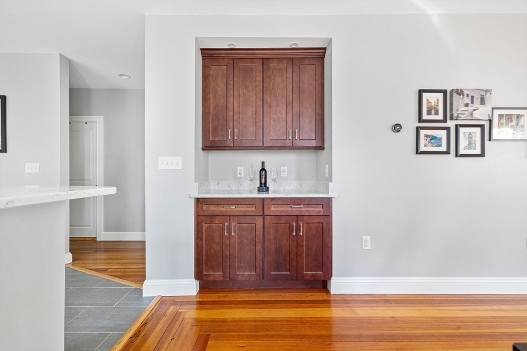 3 bed, 1 bath apartment for rent at 7-9 Stoughton Unit 1, Tufts University — photo 12 of 28