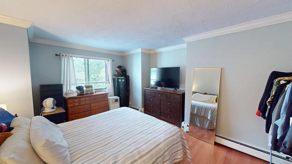 1 bed, 1 bath apartment for rent at 7-9 Thomas Park Unit 4, South Boston — photo 5 of 7