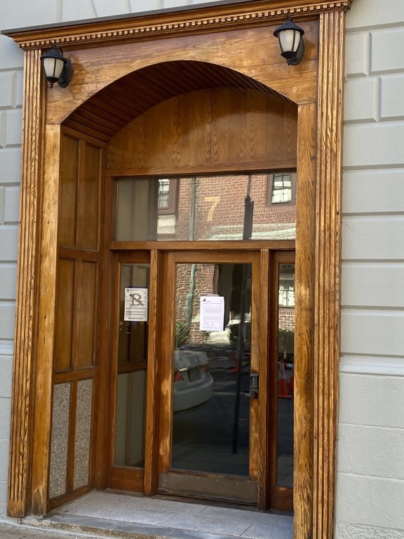 Studio bed, 1 bath apartment for rent at 7 Aberdeen St Unit 3, Fenway — photo 10 of 10
