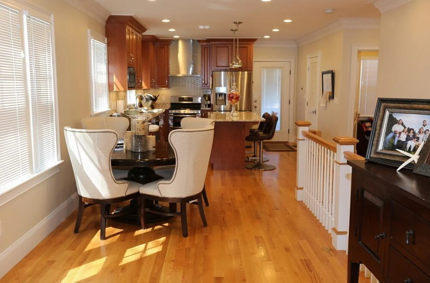 4 bed, 2.5 bath apartment for rent at 7 Acron Rd Unit 1, High Street Hill — photo 4 of 13