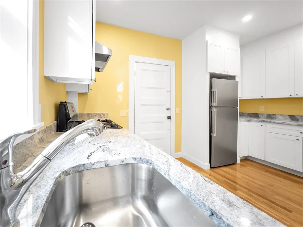3 bed, 1 bath apartment for rent at 7 Adelaide St Unit 2, Jamaica Plain — photo 7 of 25