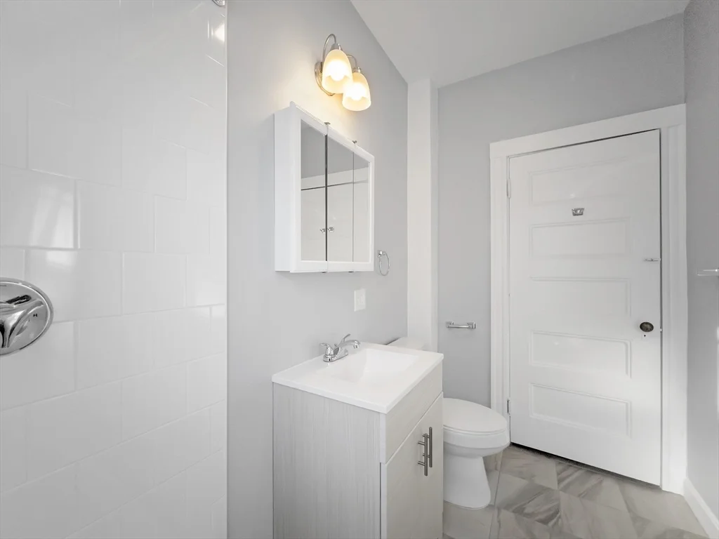 3 bed, 1 bath apartment for rent at 7 Adelaide St Unit 2, Jamaica Plain — photo 15 of 25