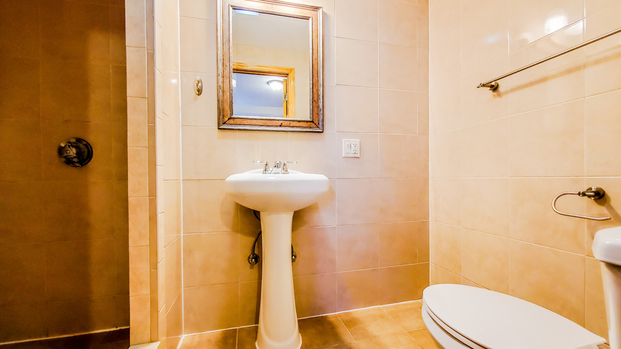 3 bed, 3 bath apartment for rent at 7 Alcott St Unit 1, Allston — photo 17 of 18
