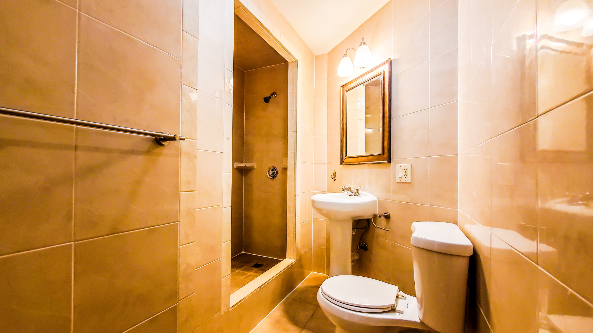 3 bed, 3 bath apartment for rent at 7 Alcott St Unit 1, Allston — photo 8 of 18