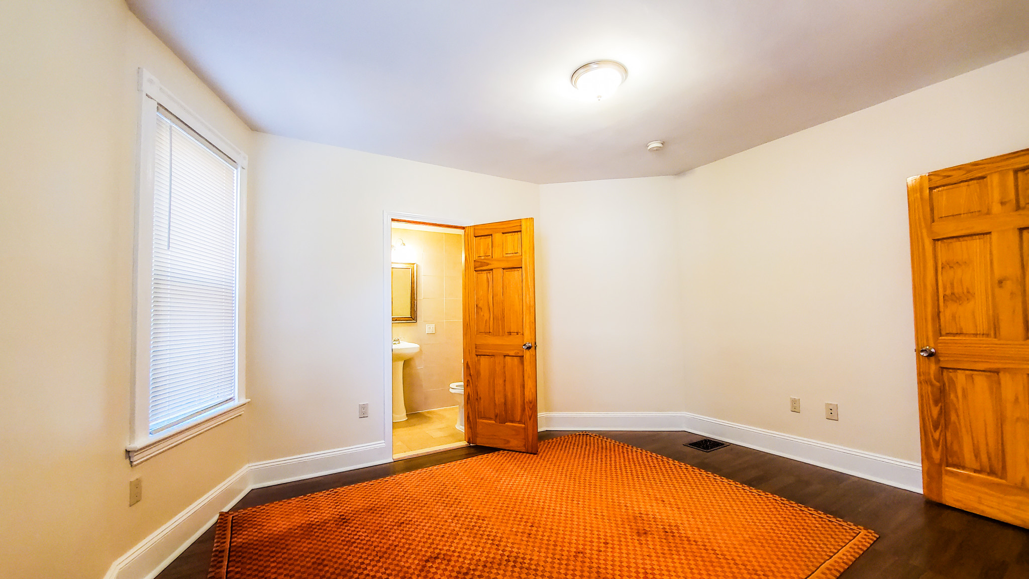 3 bed, 3 bath apartment for rent at 7 Alcott St Unit 1, Allston — photo 14 of 18