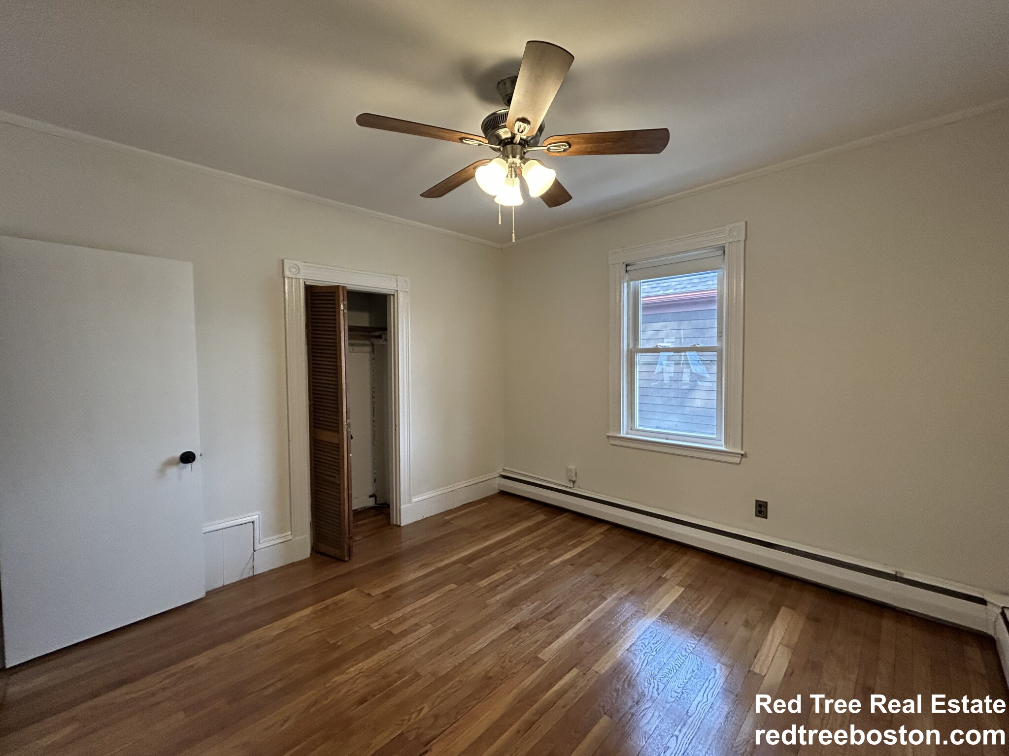 4 bed, 1 bath apartment for rent at 7 Aldie St Unit 2, Allston — photo 5 of 16