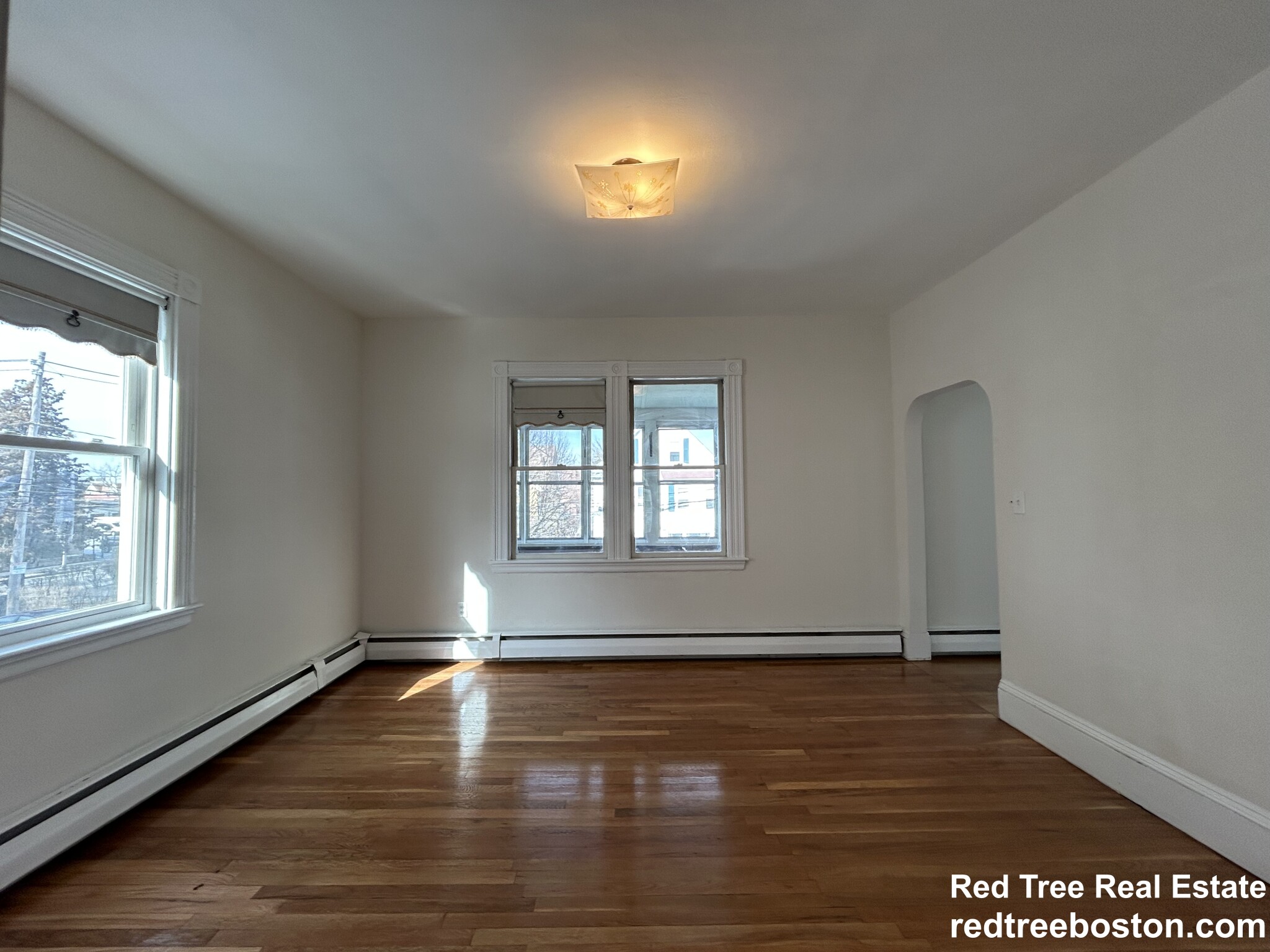 4 bed, 1 bath apartment for rent at 7 Aldie St Unit 2, Allston — photo 15 of 16