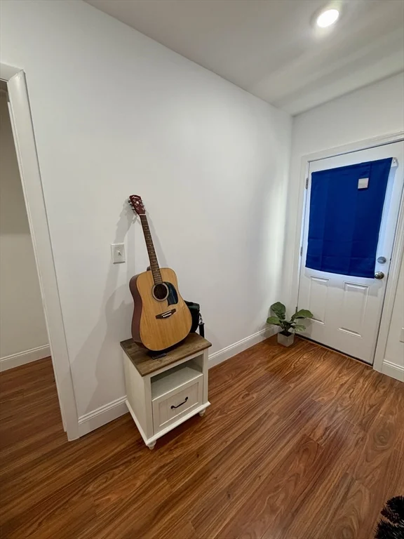 3 bed, 1 bath apartment for rent at 7 Alexander Ave Unit 2, Medford — photo 17 of 21