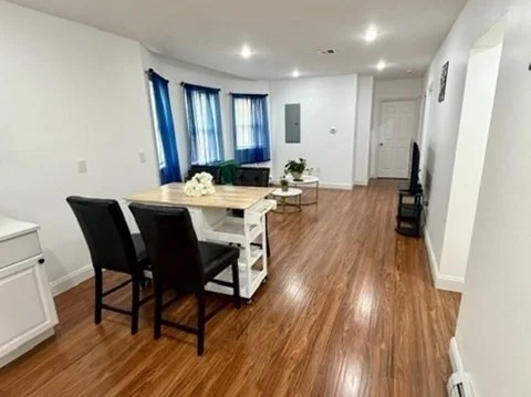 3 bed, 1 bath apartment for rent at 7 Alexander Ave Unit 2, Medford — photo 5 of 21