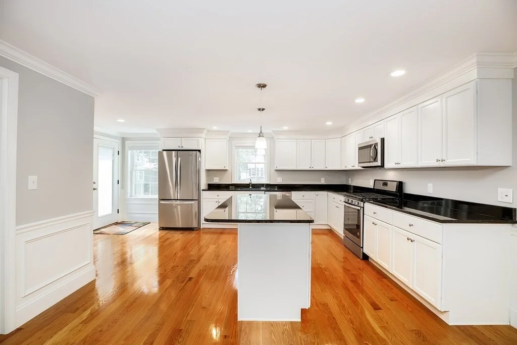 3 bed, 2 bath apartment for rent at 7 Allen St Unit 7, Woburn — photo 6 of 26