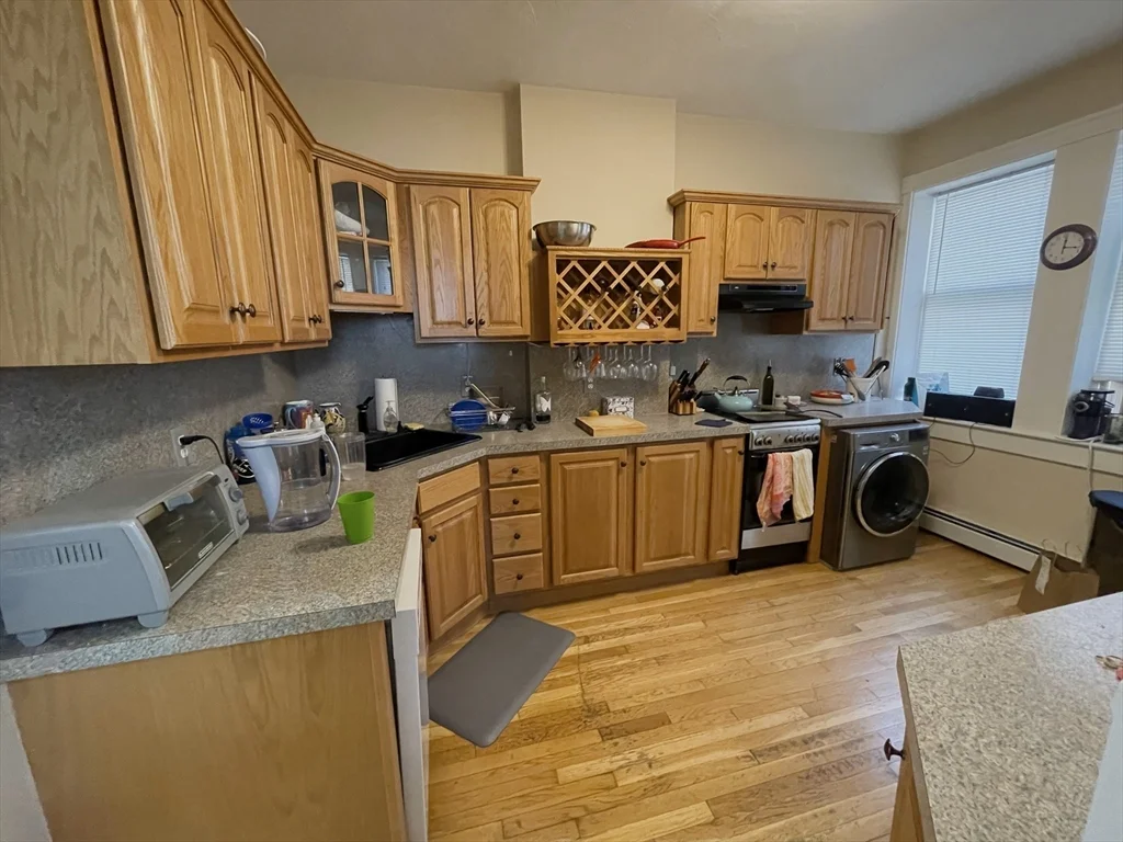 2 bed, 1 bath apartment for rent at 7 Anderson St Unit 7, Beacon Hill — photo 4 of 14