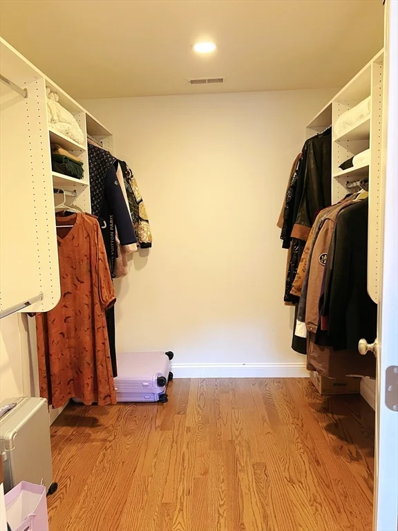 4 bed, 4+ bath apartment for rent at 7 Auburn Unit 7, Newton — photo 14 of 26