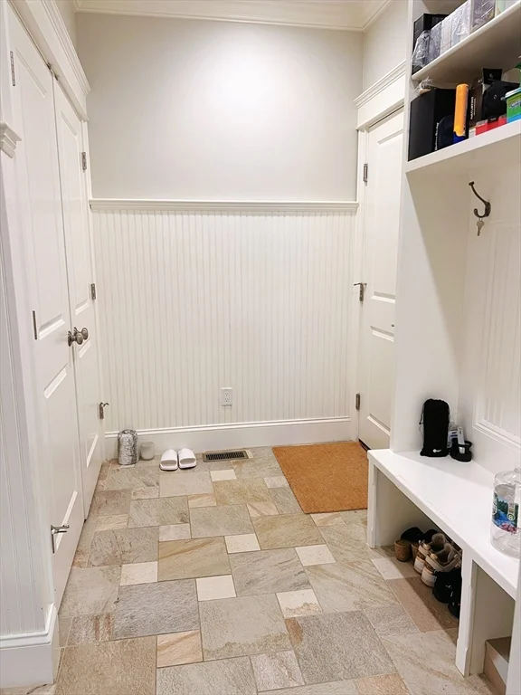 4 bed, 4+ bath apartment for rent at 7 Auburn Unit 7, Newton — photo 8 of 26