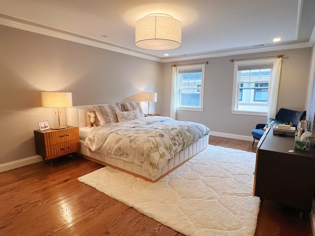4 bed, 4+ bath apartment for rent at 7 Auburn Unit 7, Newton — photo 10 of 26