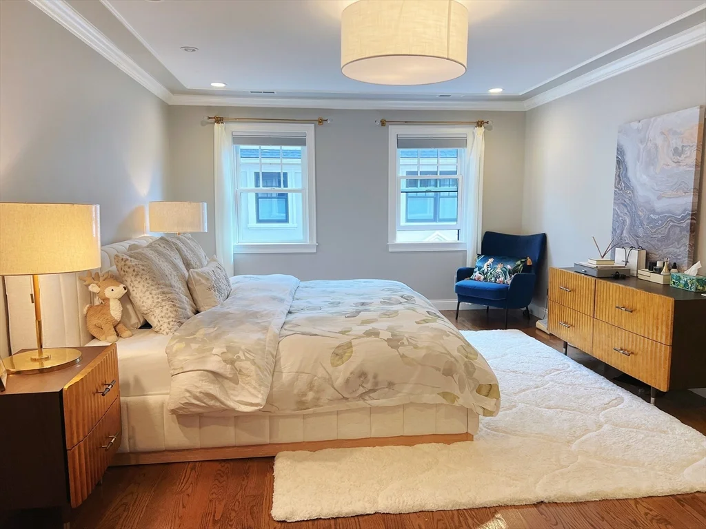 4 bed, 4+ bath apartment for rent at 7 Auburn Unit 7, Newton — photo 9 of 26