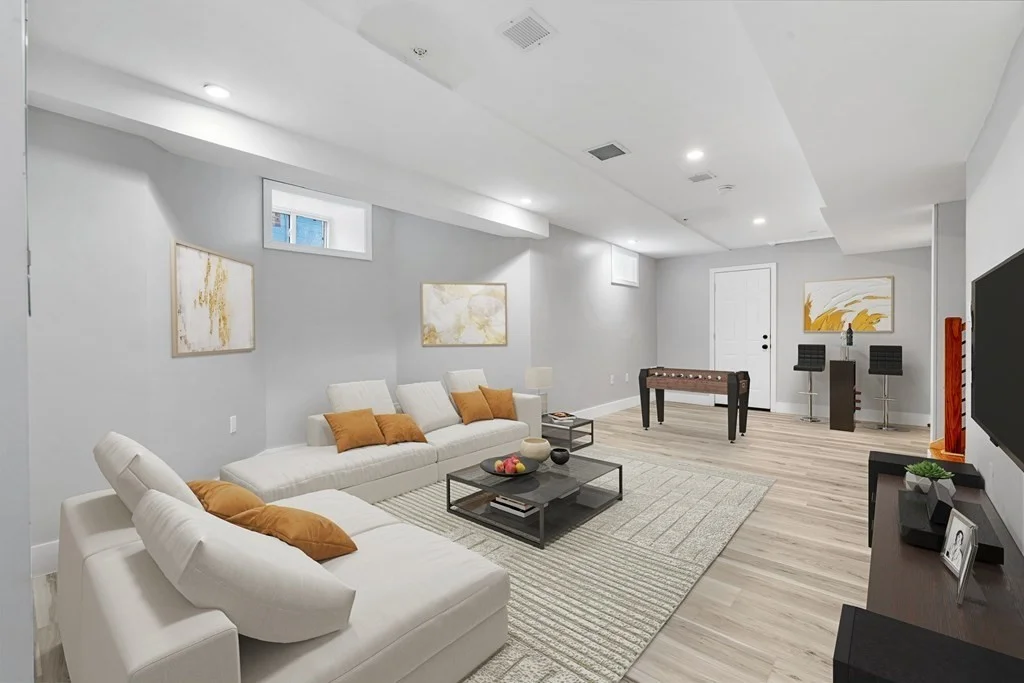 5 bed, 3 bath apartment for rent at 7 Austin St Unit 1, Hyde Park — photo 19 of 39
