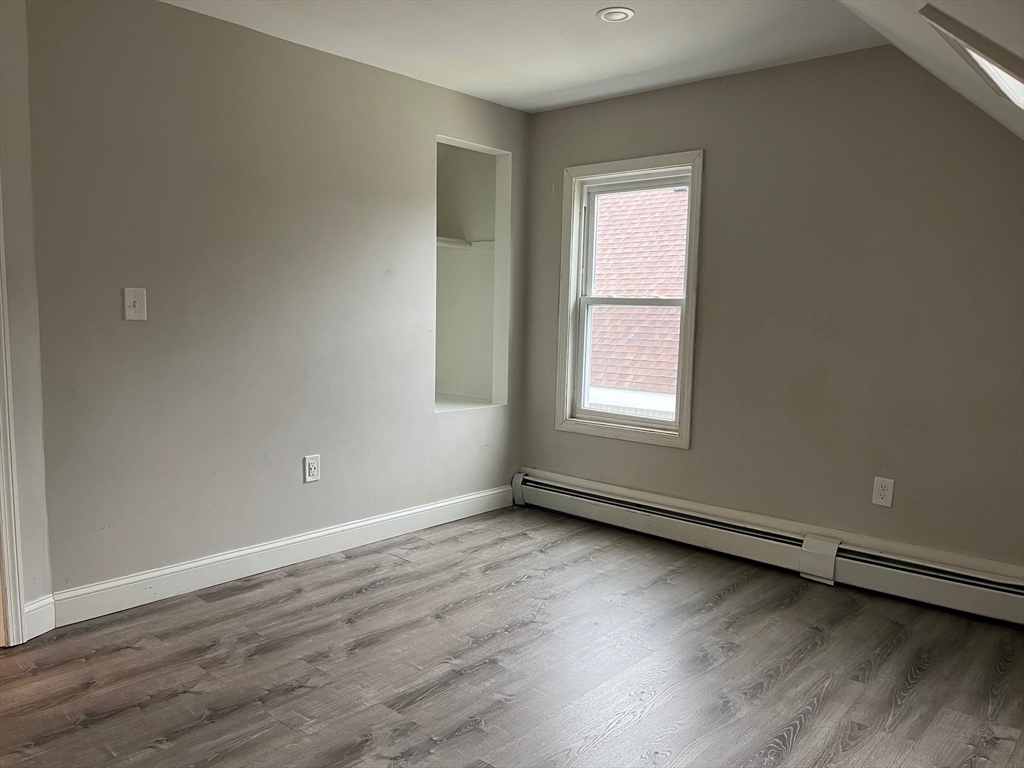 2 bed, 1 bath apartment for rent at 7 Balcomb St Unit 3, Salem — photo 15 of 19