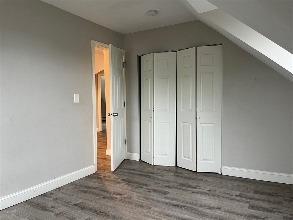 2 bed, 1 bath apartment for rent at 7 Balcomb St Unit 3, Salem — photo 17 of 19