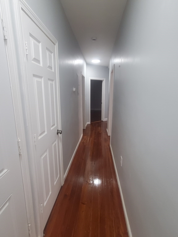 3 bed, 1 bath apartment for rent at 7 Balfour St Unit 1, Dorchester — photo 10 of 12