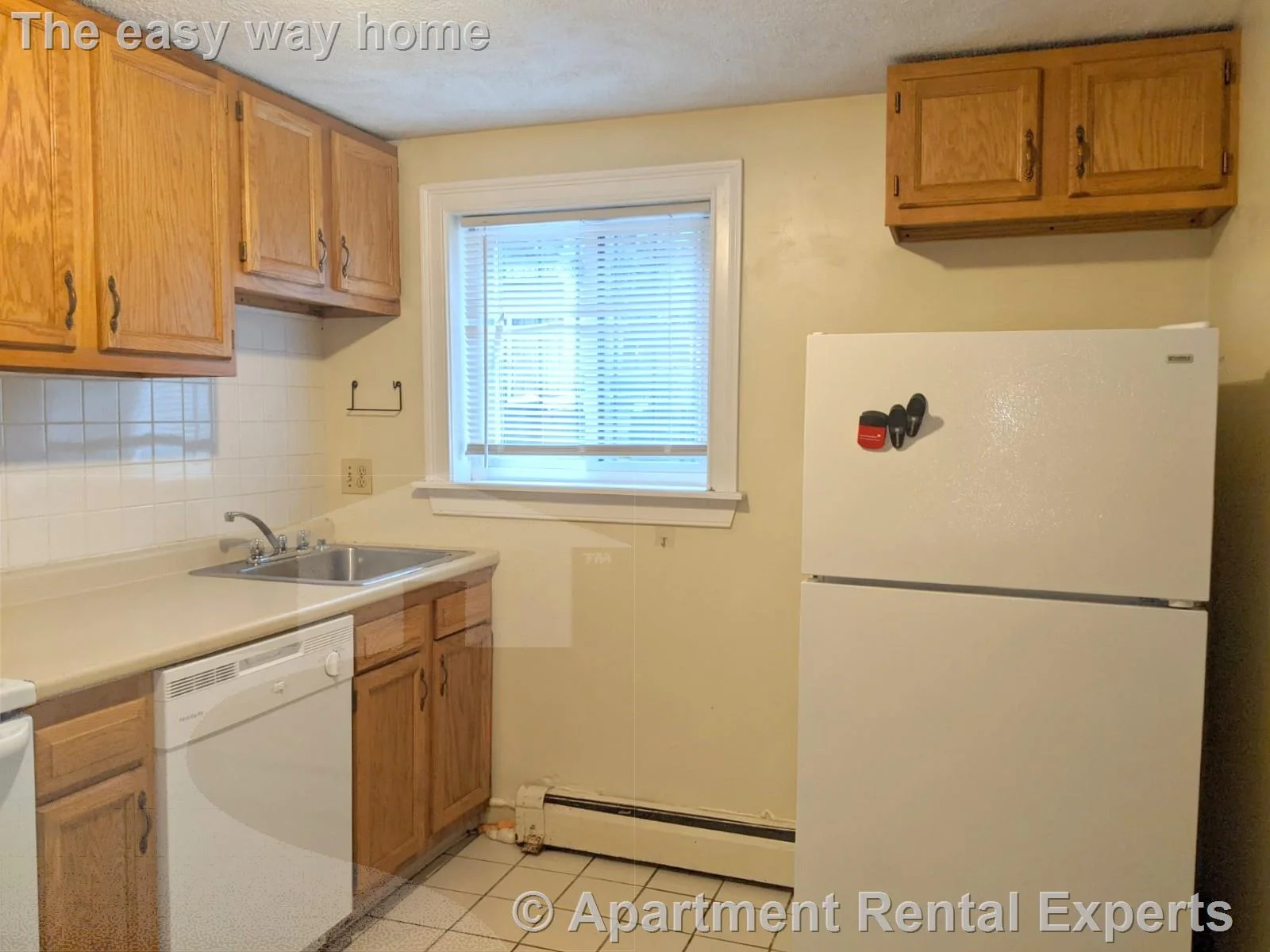 3 bed, 2 bath apartment for rent at 7 Banks St Unit 1, Harvard Square — photo 2 of 23