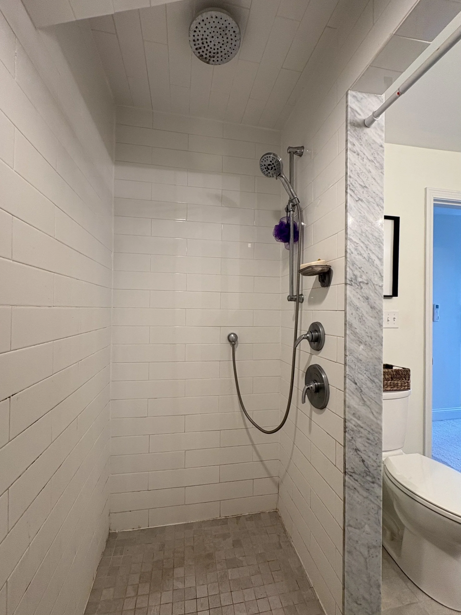 3 bed, 2 bath apartment for rent at 7 Bay St Unit 10, Sagamore Hill — photo 25 of 32