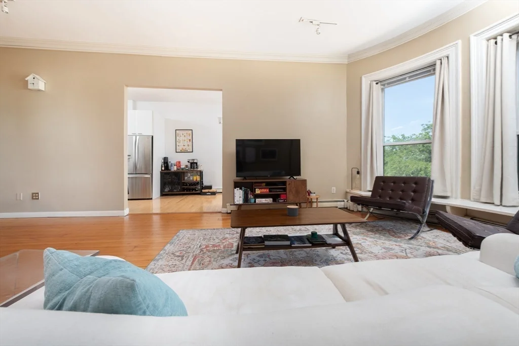 2 bed, 2 bath apartment for rent at 7 Bay State Rd Unit 2C, Fenway — photo 8 of 28