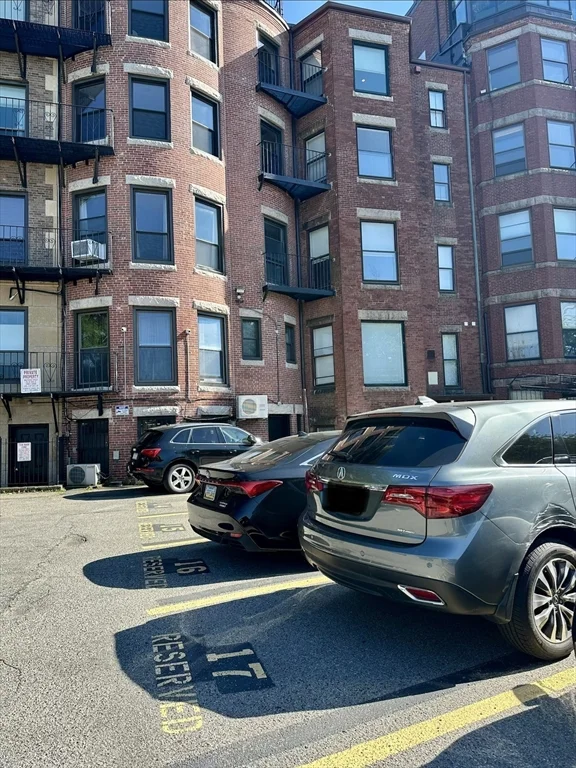 2 bed, 2 bath apartment for rent at 7 Bay State Rd Unit 2C, Fenway — photo 28 of 28