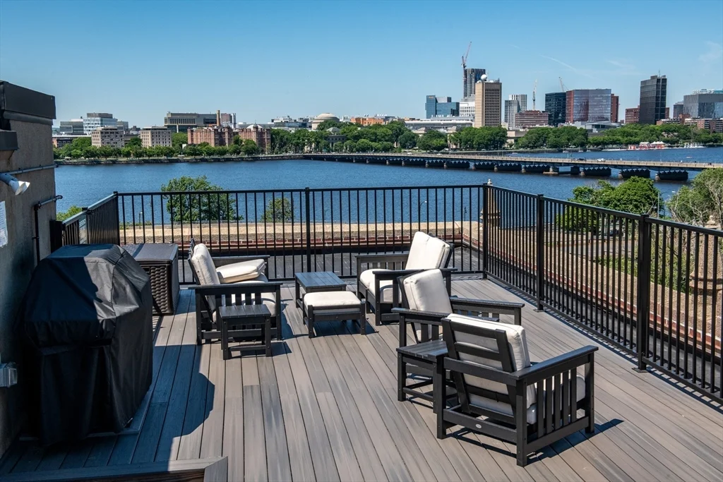 2 bed, 2 bath apartment for rent at 7 Bay State Rd Unit 2C, Fenway — photo 2 of 28
