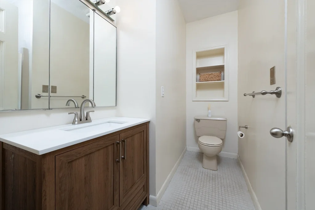 2 bed, 2 bath apartment for rent at 7 Bay State Rd Unit 2C, Fenway — photo 24 of 28