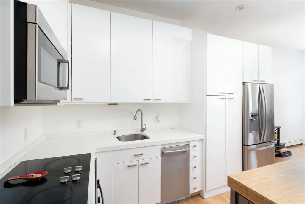 2 bed, 2 bath apartment for rent at 7 Bay State Rd Unit 2C, Fenway — photo 13 of 28