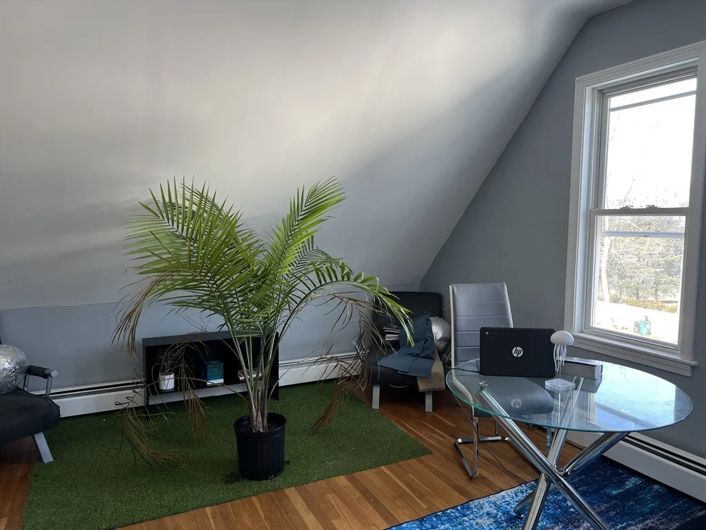 3 bed, 1 bath apartment for rent at 7 Beacon St Unit 3, Attleboro — photo 7 of 9