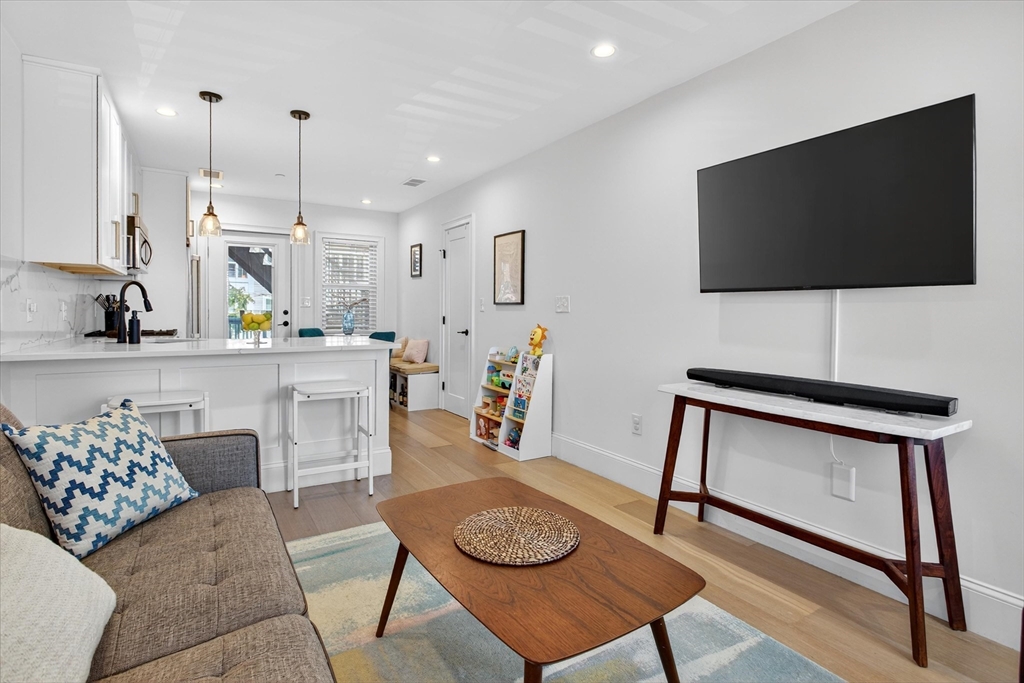 2 bed, 2 bath apartment for rent at 7 Bell Ct Unit 2, South Boston — photo 5 of 16