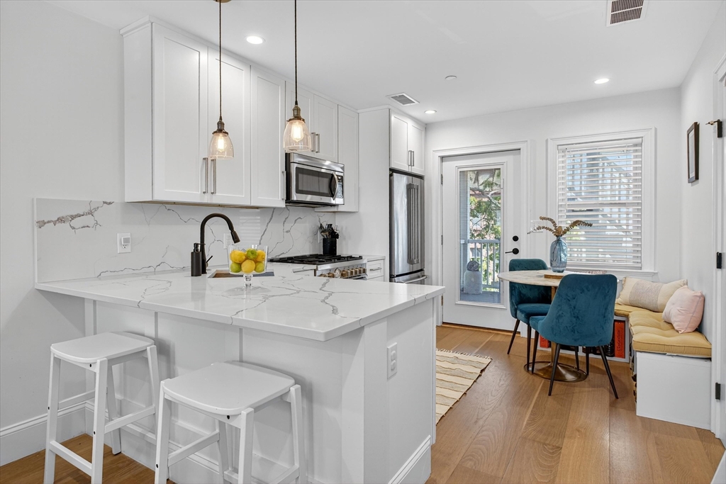 2 bed, 2 bath apartment for rent at 7 Bell Ct Unit 2, South Boston — photo 1 of 16